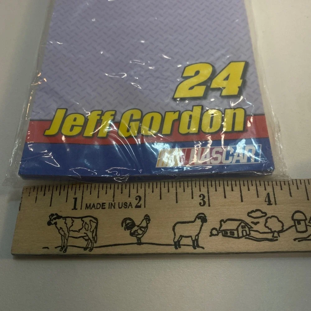 Jeff Gordon NASCAR 24 DuPont Monte Carlo Magnetic‎ Memo Pads 60 Sheets NEW